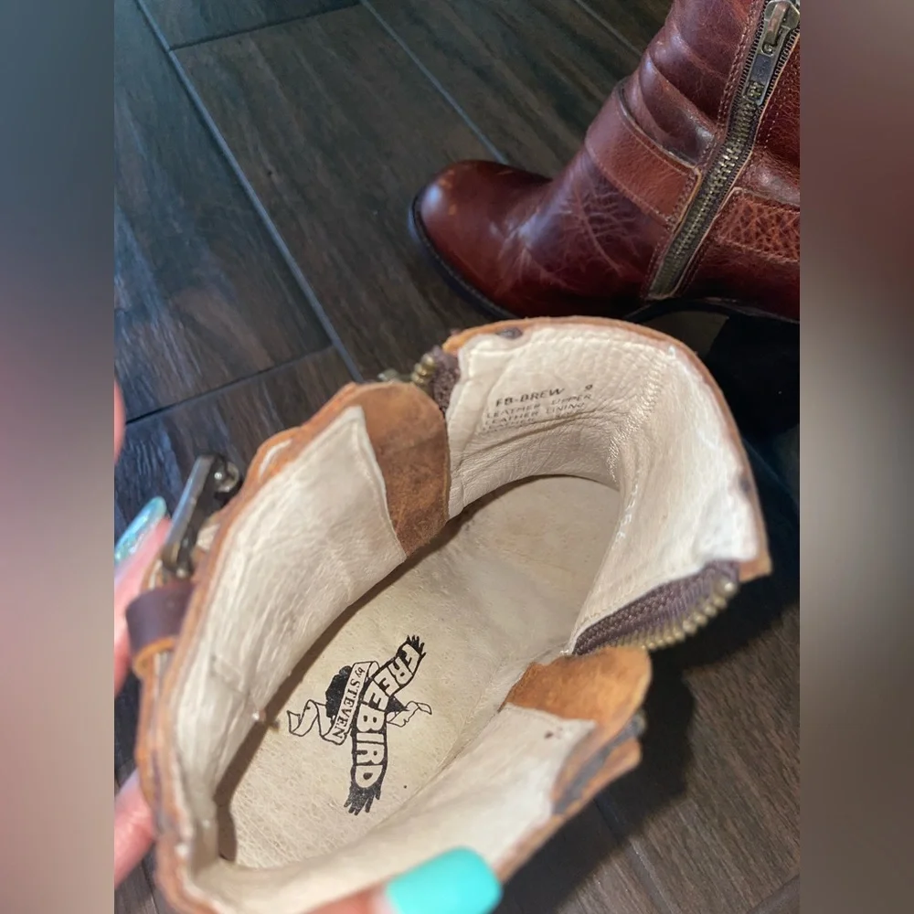 FREEBIRD Distressed Boho Western Leather Buckle Brown Ankle Boots Size 9